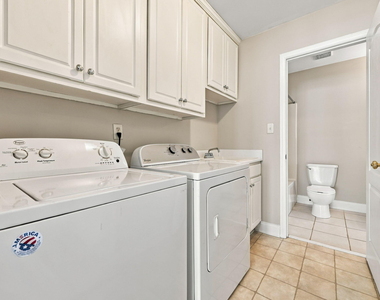 178 Ariel Street - Photo Thumbnail 24
