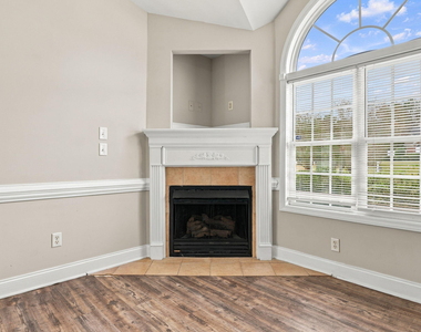 178 Ariel Street - Photo Thumbnail 3