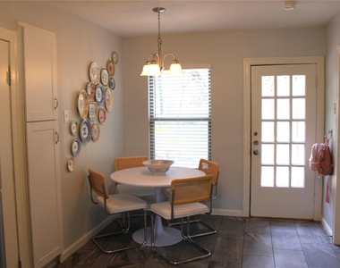 5703 Woodview Ave - Photo Thumbnail 5
