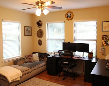 5703 Woodview Ave - Photo Thumbnail 8