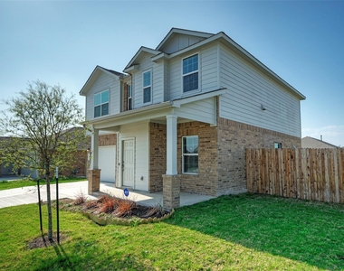 3201 Ancira Pl - Photo Thumbnail 1