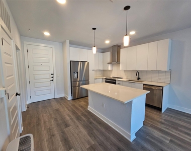 2220 Webberville Rd - Photo Thumbnail 8