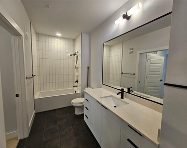 2220 Webberville Rd - Photo Thumbnail 16