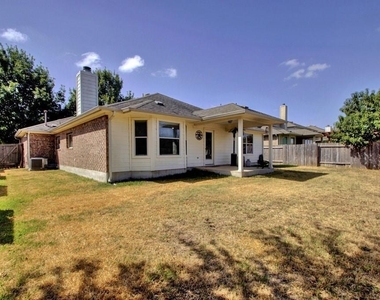 612 Centerbrook Pl - Photo Thumbnail 24