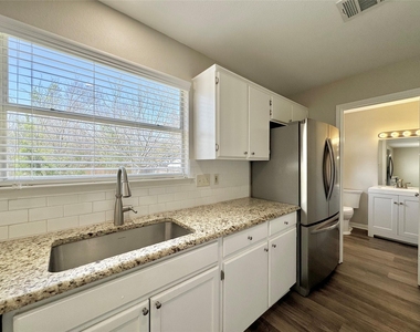 16502 Jadestone Dr - Photo Thumbnail 15