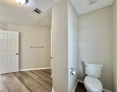 16502 Jadestone Dr - Photo Thumbnail 29