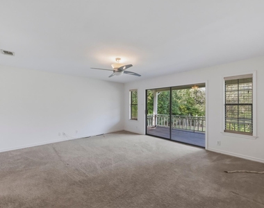 2 Boardman Ln - Photo Thumbnail 18