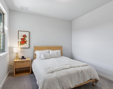 2500 Forest Creek Dr - Photo Thumbnail 26