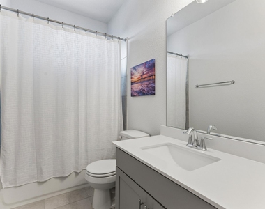 2500 Forest Creek Dr - Photo Thumbnail 33