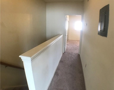 2605 Enfield Rd - Photo Thumbnail 7