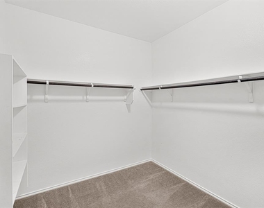 108 Normal School Way - Photo Thumbnail 12