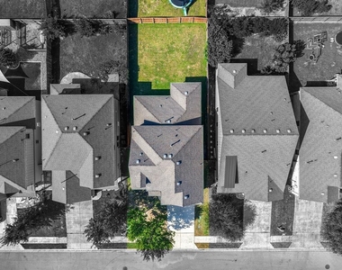 108 Normal School Way - Photo Thumbnail 2