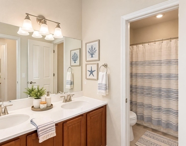 203 Mountain Laurel Way - Photo Thumbnail 8