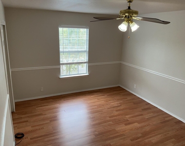 502 Country Estates Dr - Photo Thumbnail 34