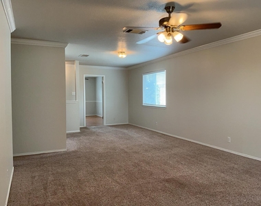 502 Country Estates Dr - Photo Thumbnail 26
