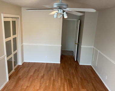 502 Country Estates Dr - Photo Thumbnail 17