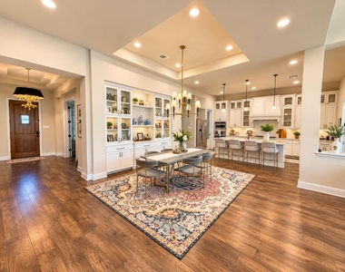 106 Grant Cannon Ln - Photo Thumbnail 4