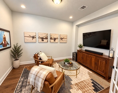 106 Grant Cannon Ln - Photo Thumbnail 14