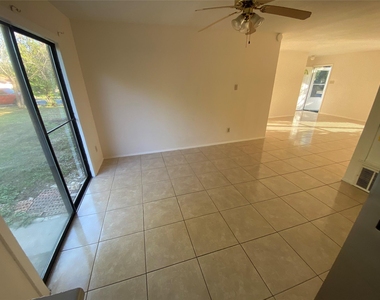 2402 Dove Springs Dr - Photo Thumbnail 4