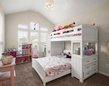 156 Plantain Dr - Photo Thumbnail 11