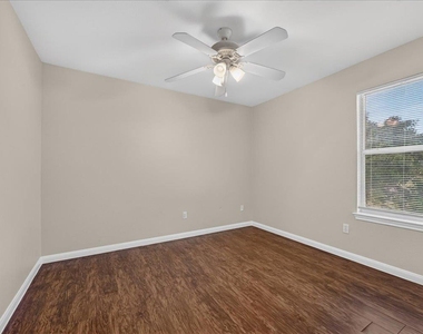 1408 Bergin Ct - Photo Thumbnail 15