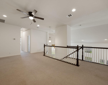 7901 Southwest Pkwy - Photo Thumbnail 24