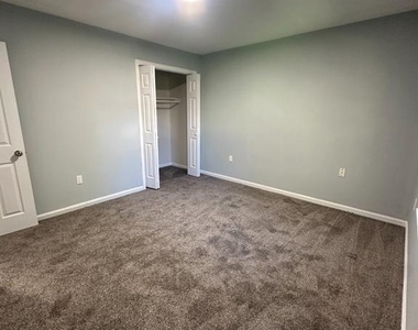 232 Shirley Lane - Photo Thumbnail 8