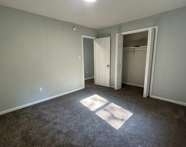 232 Shirley Lane - Photo Thumbnail 6