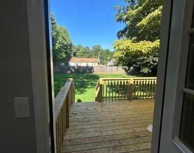 232 Shirley Lane - Photo Thumbnail 10