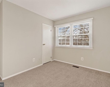 14735 Hackwood Street - Photo Thumbnail 10