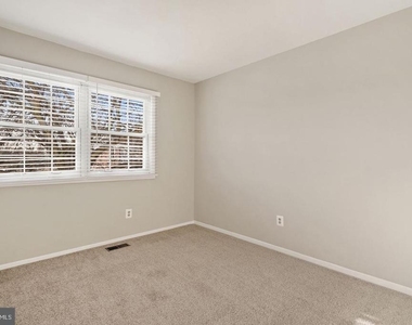 14735 Hackwood Street - Photo Thumbnail 9