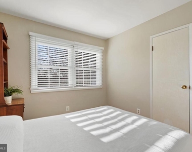 14735 Hackwood Street - Photo Thumbnail 12