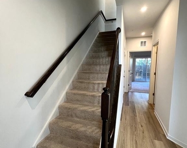 8296 Knight Station Way - Photo Thumbnail 5