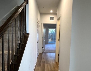 8296 Knight Station Way - Photo Thumbnail 6