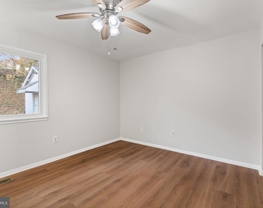 4421 Kenwood Drive - Photo Thumbnail 20