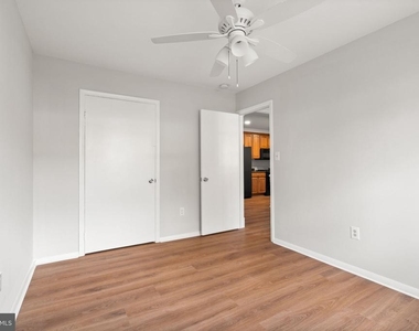 4421 Kenwood Drive - Photo Thumbnail 18