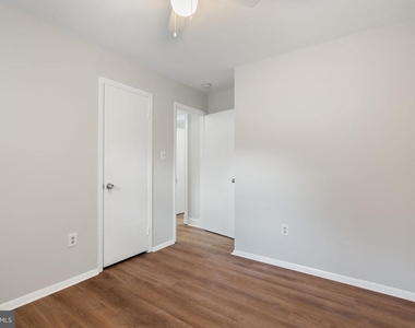 4421 Kenwood Drive - Photo Thumbnail 26
