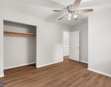 4421 Kenwood Drive - Photo Thumbnail 21