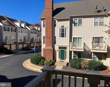 21184 Domain Terrace - Photo Thumbnail 4