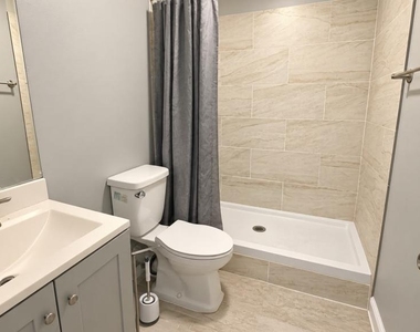 185 Meadows Lane Ne - Photo Thumbnail 11