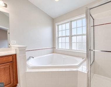21943 Windover Drive - Photo Thumbnail 27