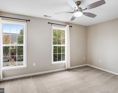 20391 Tilberg Street - Photo Thumbnail 38