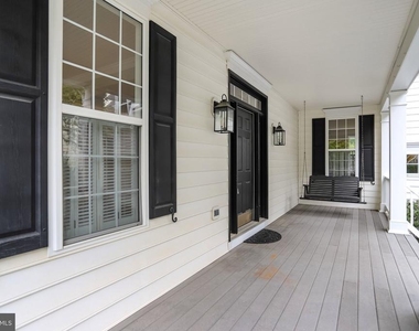 20391 Tilberg Street - Photo Thumbnail 2