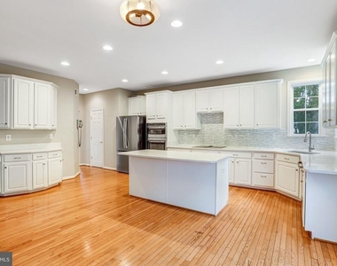 20391 Tilberg Street - Photo Thumbnail 24