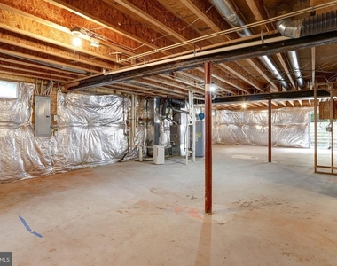 20391 Tilberg Street - Photo Thumbnail 63