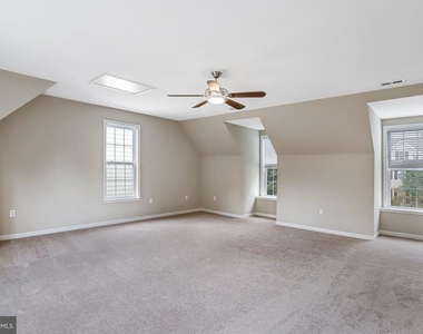 20391 Tilberg Street - Photo Thumbnail 60
