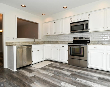 11725 Great Owl Circle - Photo Thumbnail 6