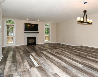 11725 Great Owl Circle - Photo Thumbnail 3