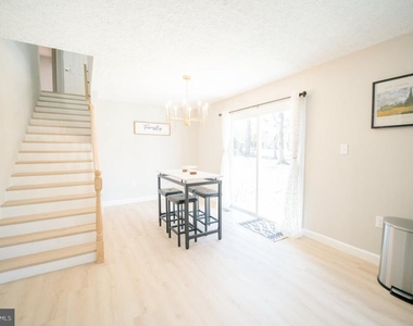 504 Arnon Meadow Road - Photo Thumbnail 18