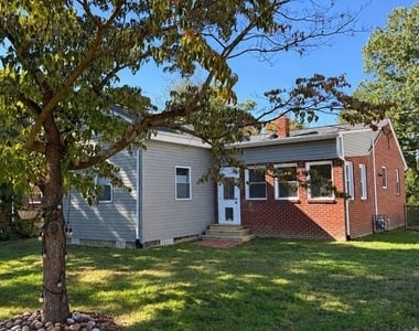 6813 Smithway Drive - Photo Thumbnail 18